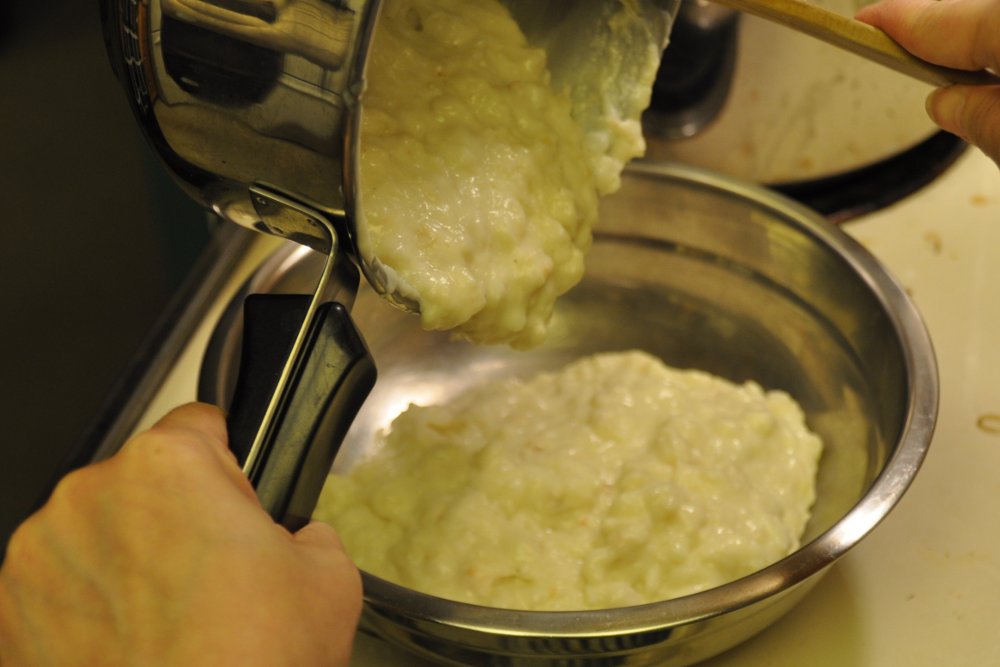Calico Kitchen =^.^= Japanese Crab Cakes with Spicy Mayo