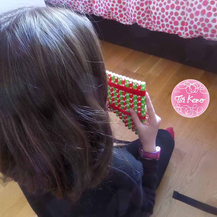 Tía Keko manualidades niños flauta