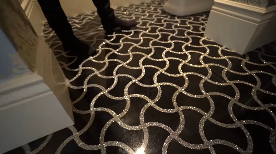 43 Interior Design Photos vs. FaZe Rug's New Luxury Mansion Tour In 2020