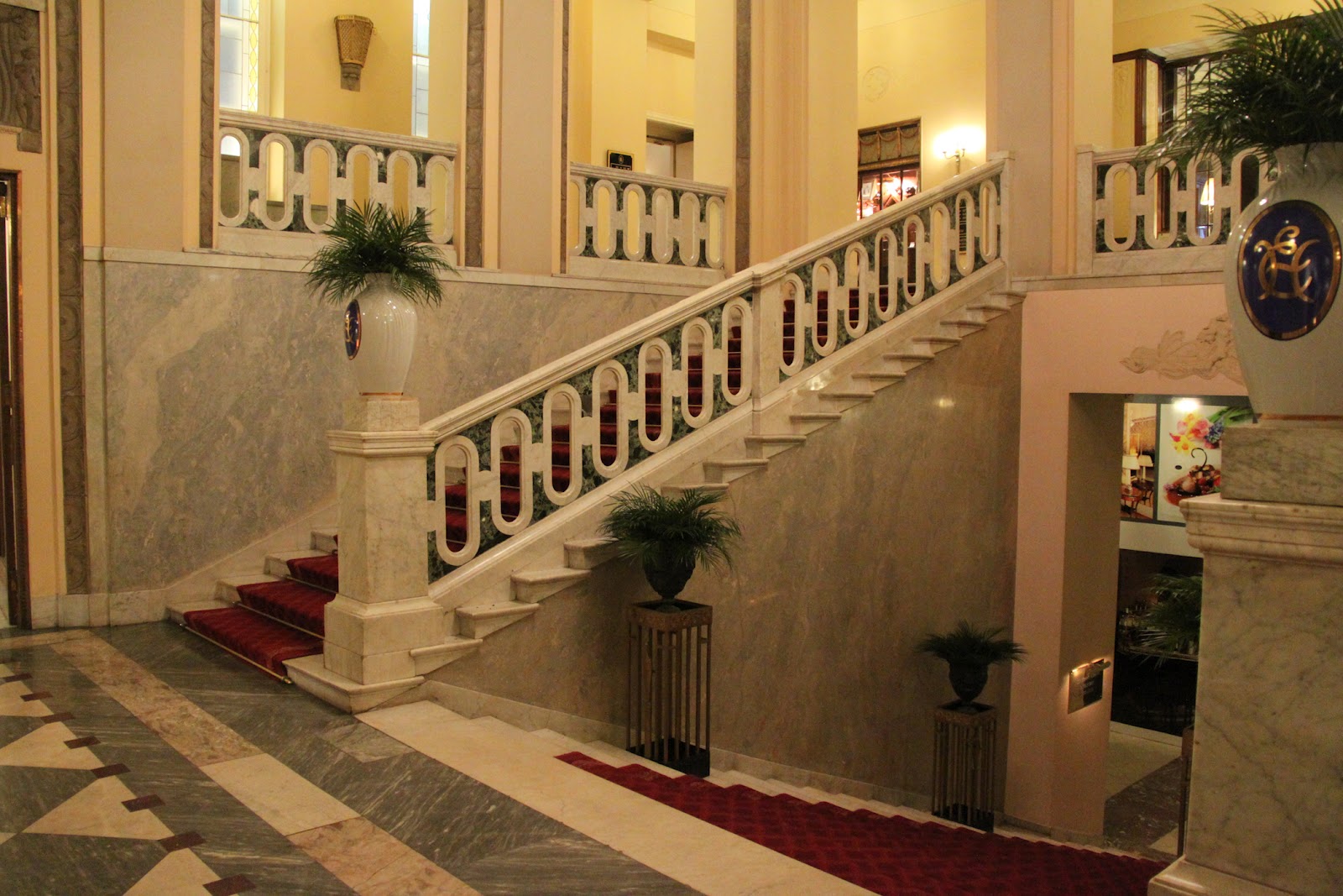 Travels with the Dude: Grand Hotel Europe (St. Petersburg)