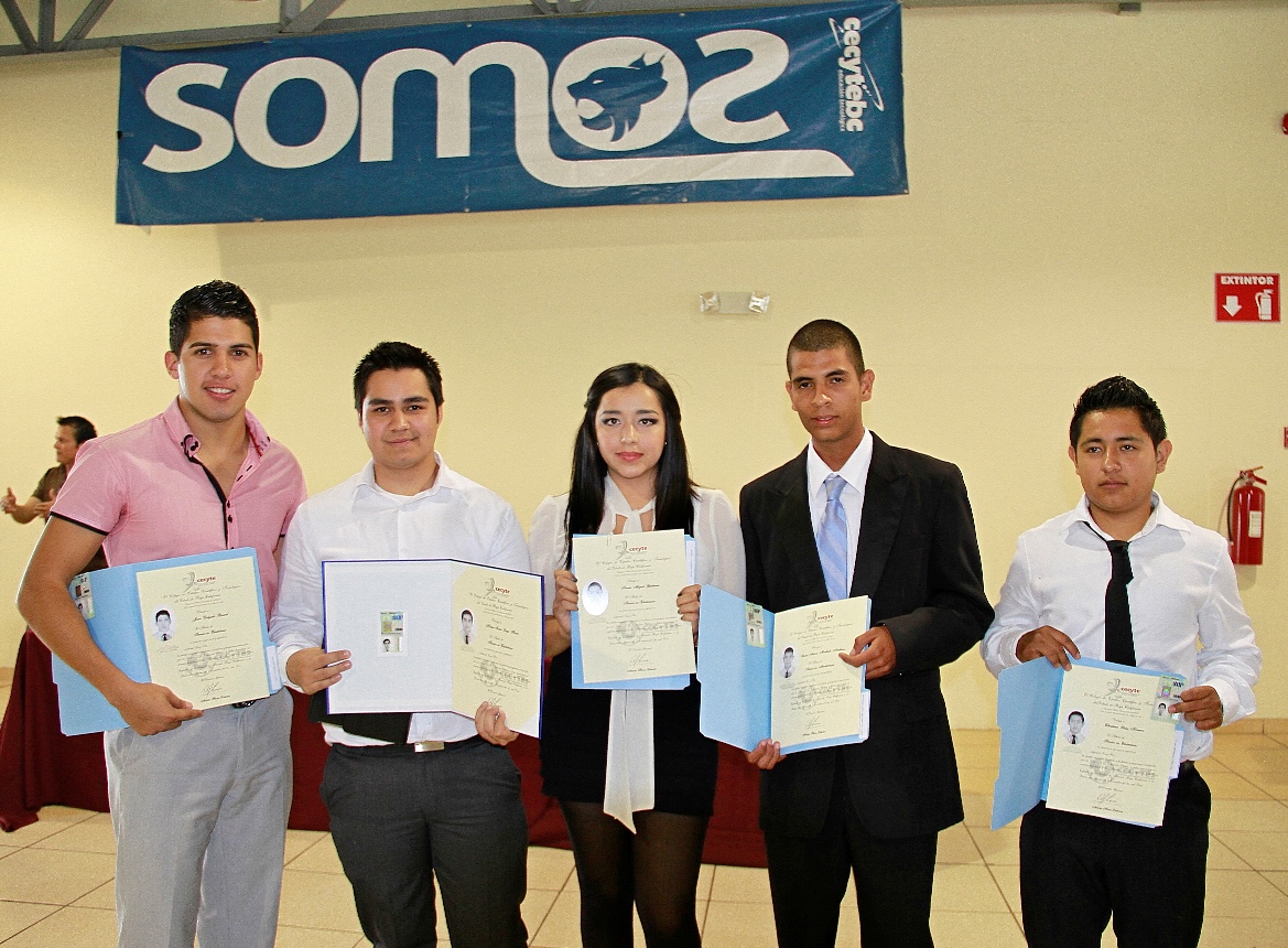 Prensa CECYTEBC: junio 2013