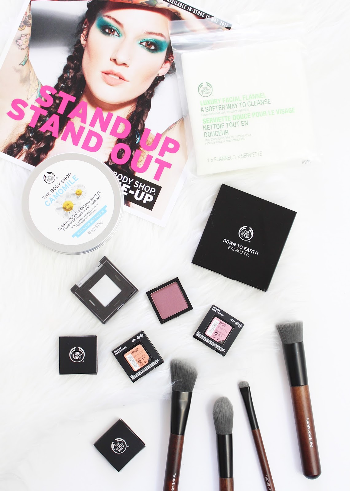 THE BODY SHOP | New Customisable Eyeshadow Palettes + Brushes - CassandraMyee