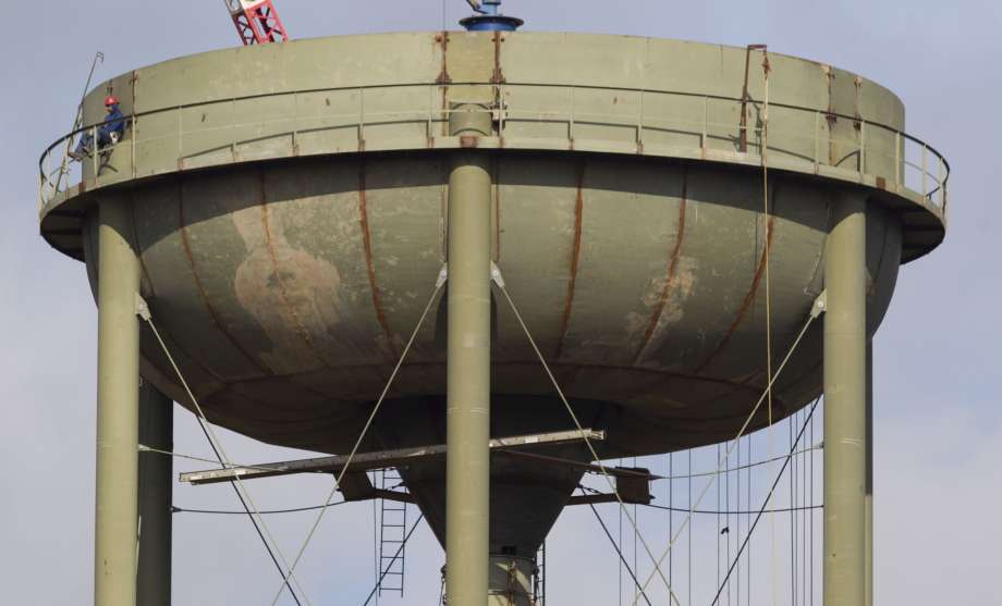 MEC&F Expert Engineers A construction worker was killed when he fell