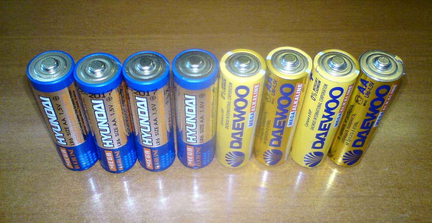Обычные батарейки можно зарядить. GP Ultra Alkaline Battery. Заряжаются ли алкалиновые батарейки. Батарейки 222. Alkaline батарейки заряжаются или нет.