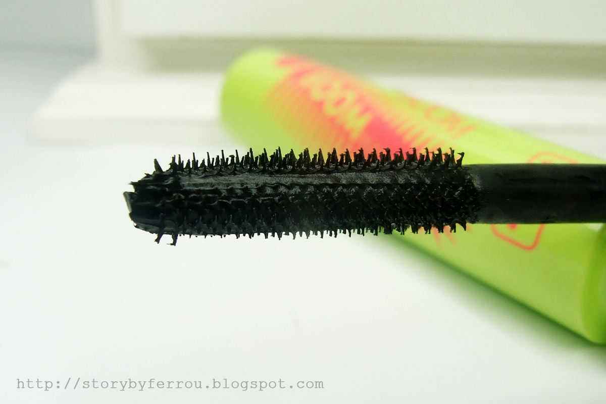 Ferrou Makeup Blog makijaż, kosmetyki WIBO Boom Boom Mascara