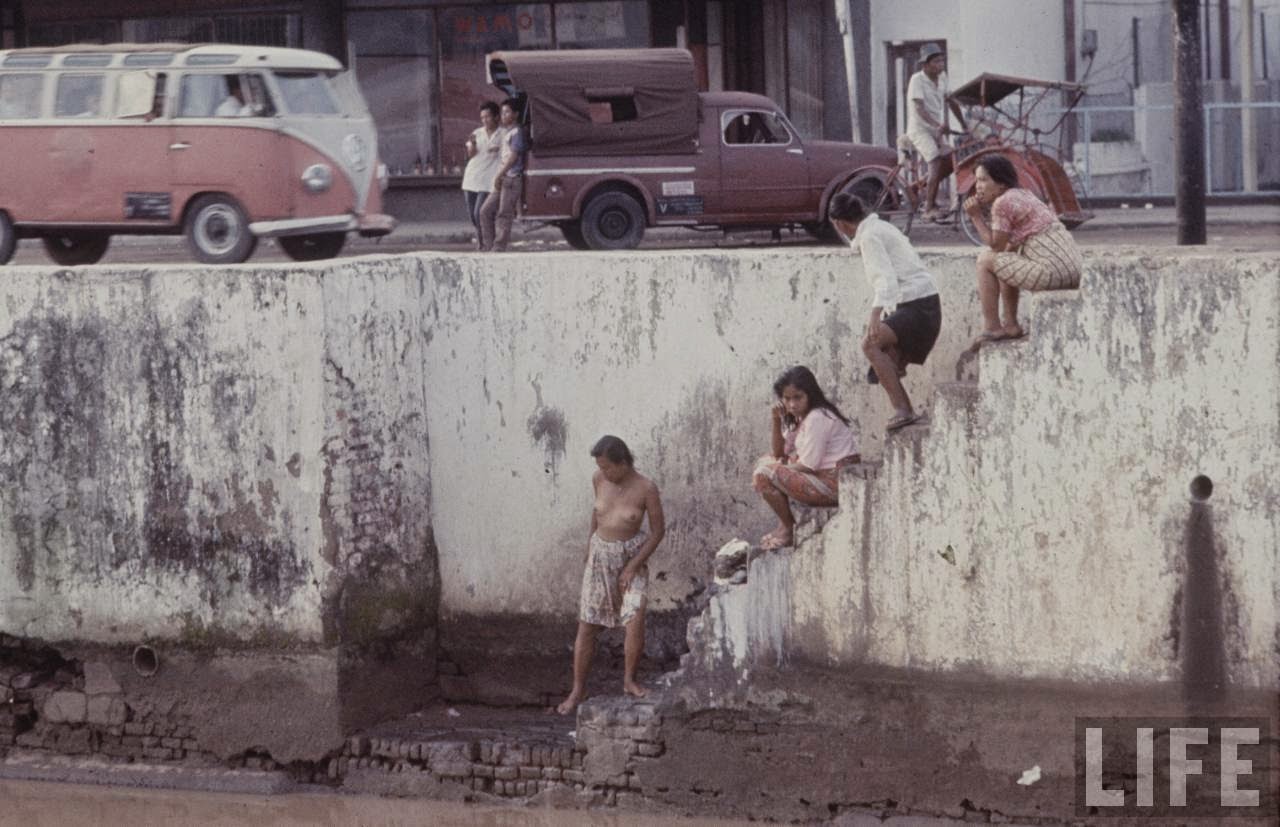 Photos of everyday life in Indonesia 51 Photos of everyday life in Indonesia 27