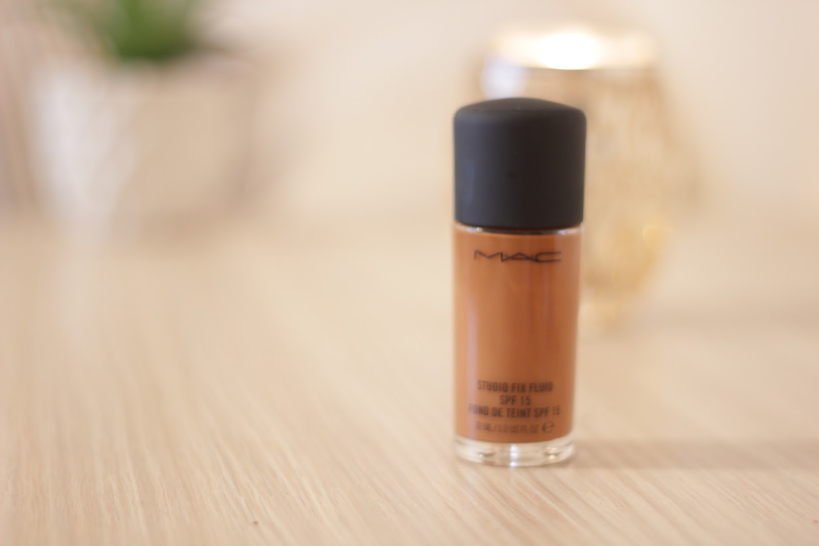What's Better For Your Warm Undertone? Nars Luminous Weightless Foundation vs MAC Studio Fix