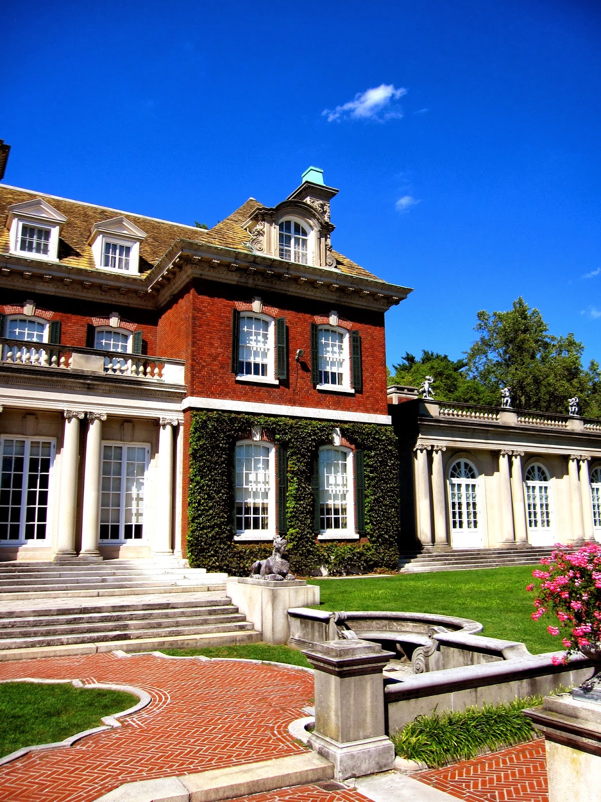 loveisspeed....... Old Westbury Gardens is the former estate of John