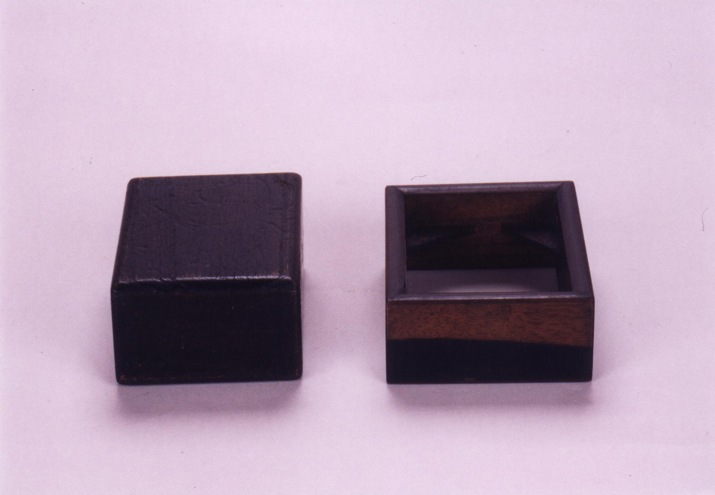 Korean Language Notes What is "pillow wood"?