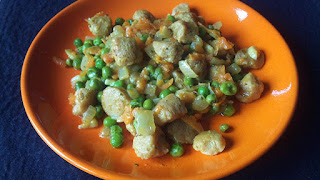 Soja texturizada y guisantes al curry
