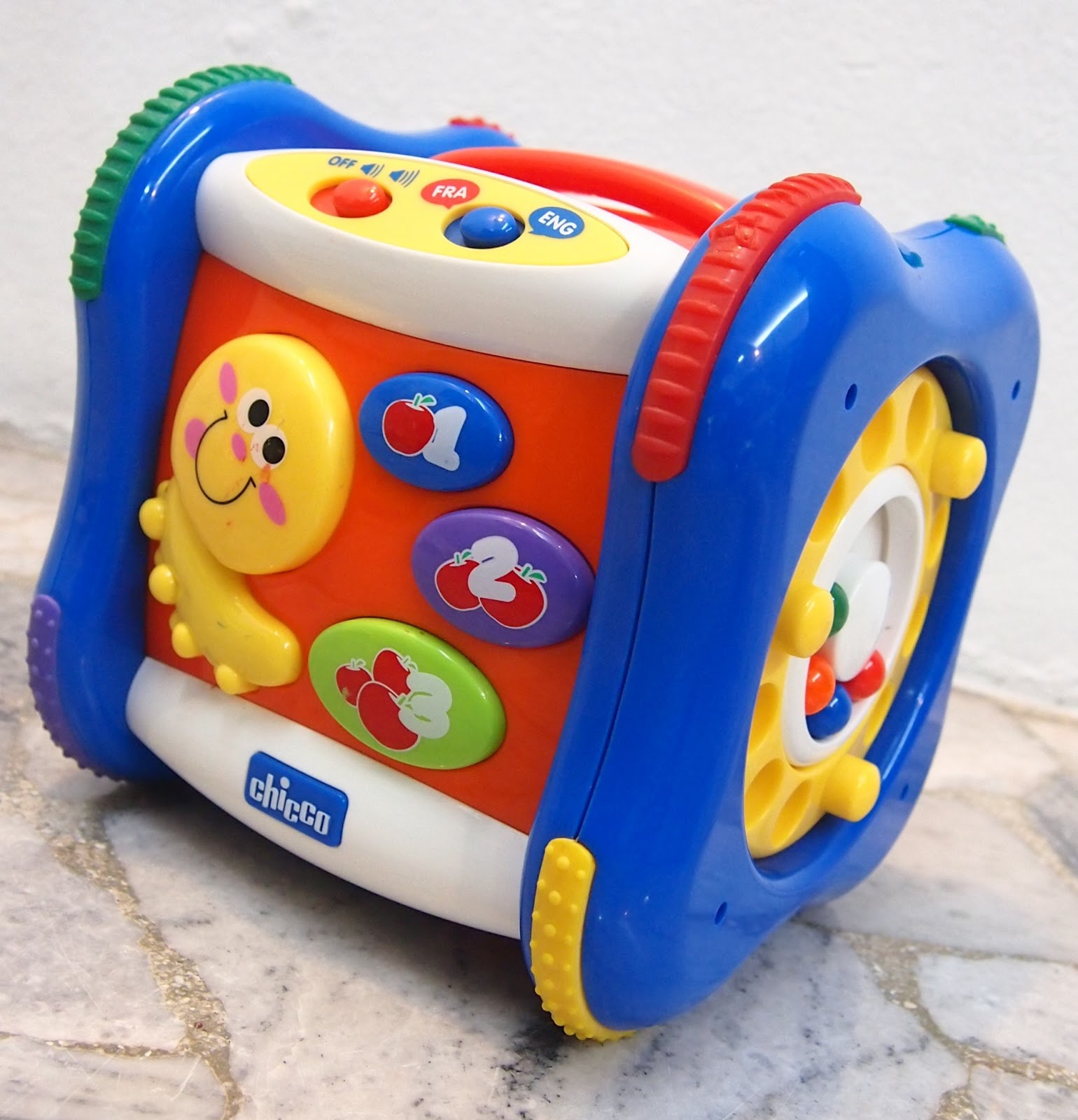 JuaiMurah: Chicco Billingual Talking Cube