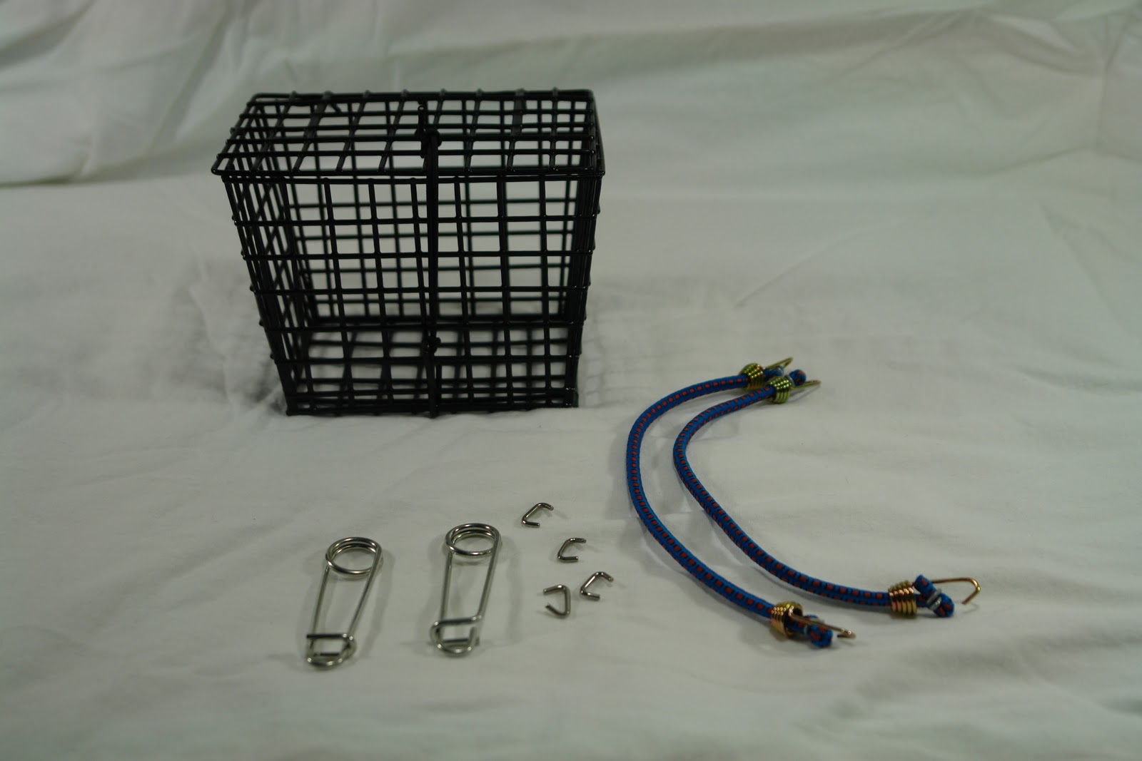 Kayak Fishing with Team Chancho Hoop Net Suspended Bait Box