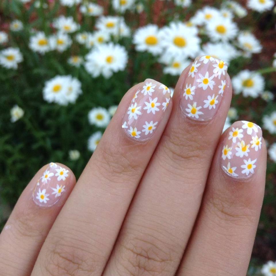 Beautiful Spring Petal Nail Arts That You Should Copy trends4everyone