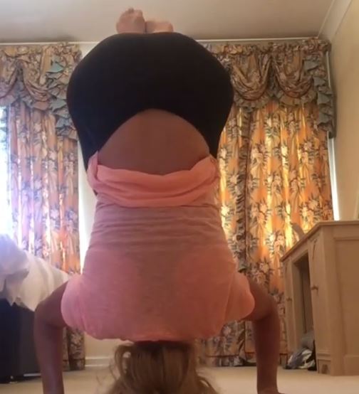 Video Carly Booth S Bedroom Gymnastics Move For Women That Could Spice Up Their Love Lives Golfcentraldaily Golf Parody Fun Gossip Jokes Betting Tips