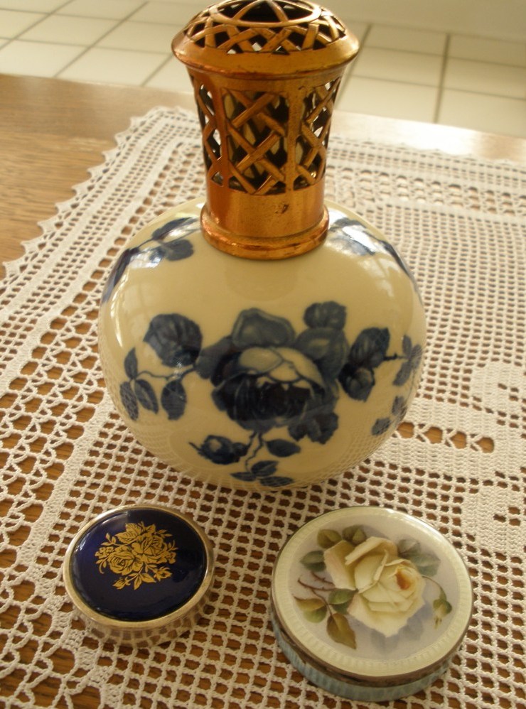 MARIETTE'S BACK TO BASICS {Lampes Berger 1898 1998 A