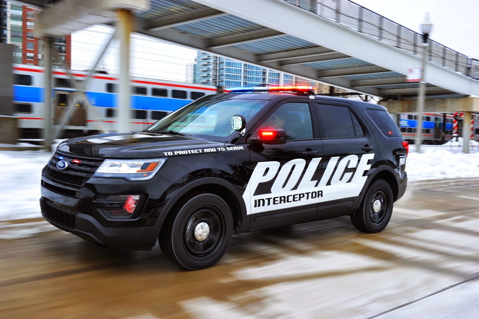 Nuova Ford Police Interceptor Utility, l'auto della polizia USA 2016.