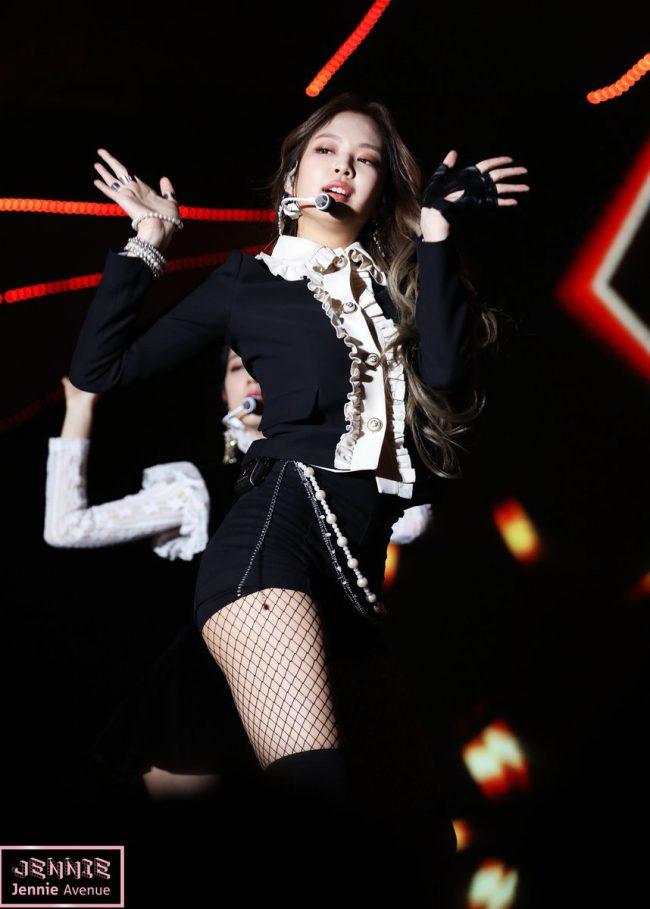 Lihat langsung foto menakjubkan dari Jennie di SBS Gayo Daejun 2016!!!