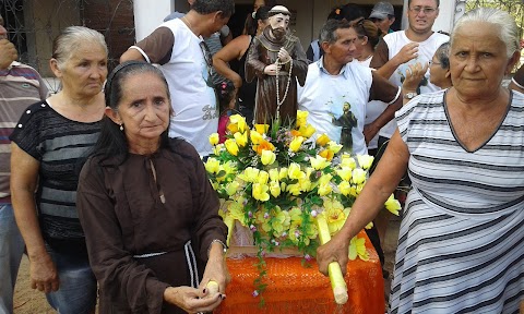 Veja: Multidão no Levante do Mastro no Tradicional Festejo de Angical Anapurus