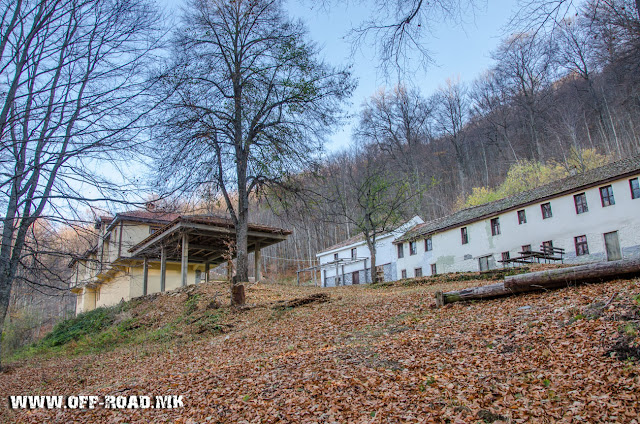 Конаци - манастир Св. Ана во близина  на село Маловиште