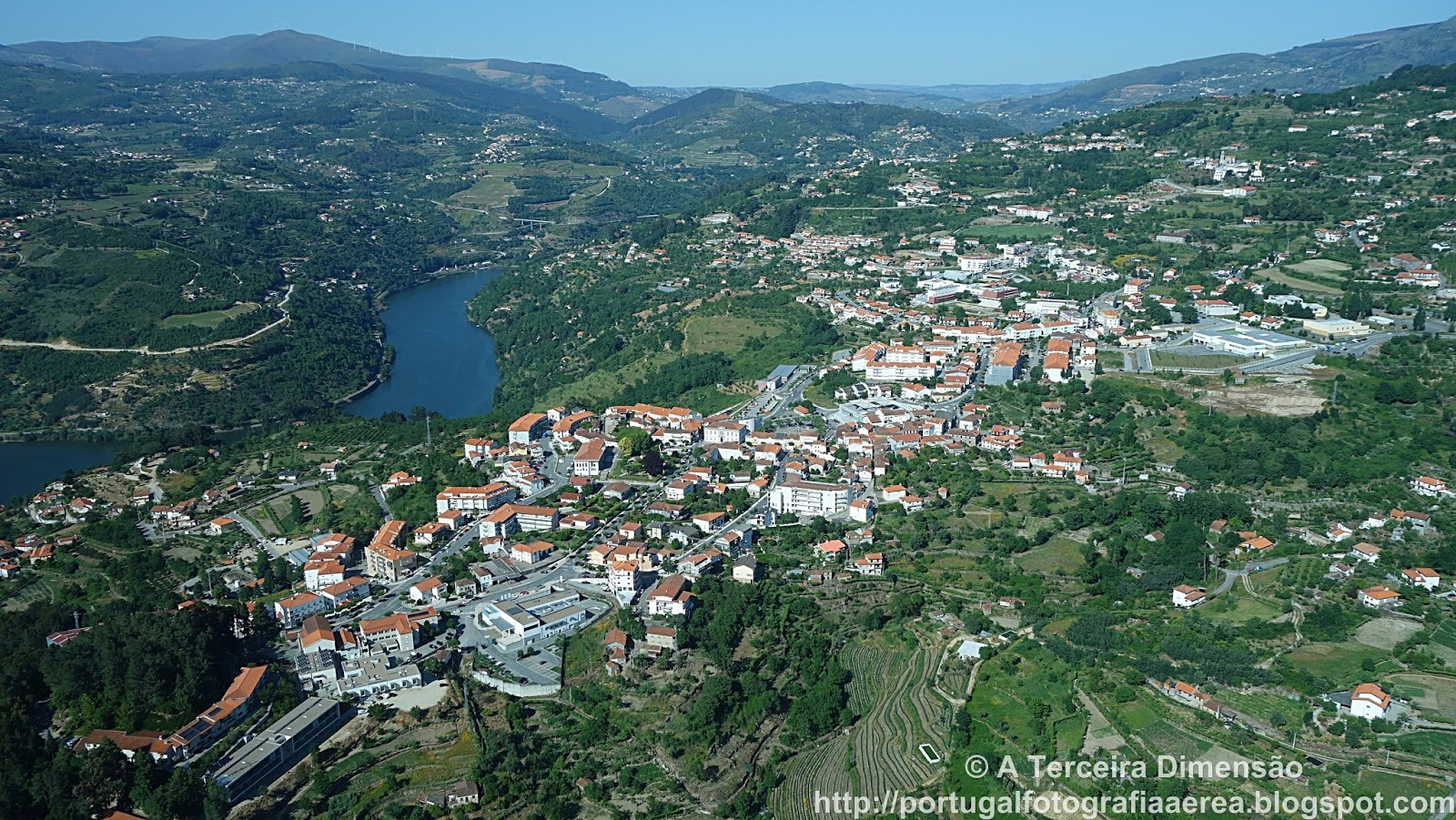 A Terceira Dimensão Resende