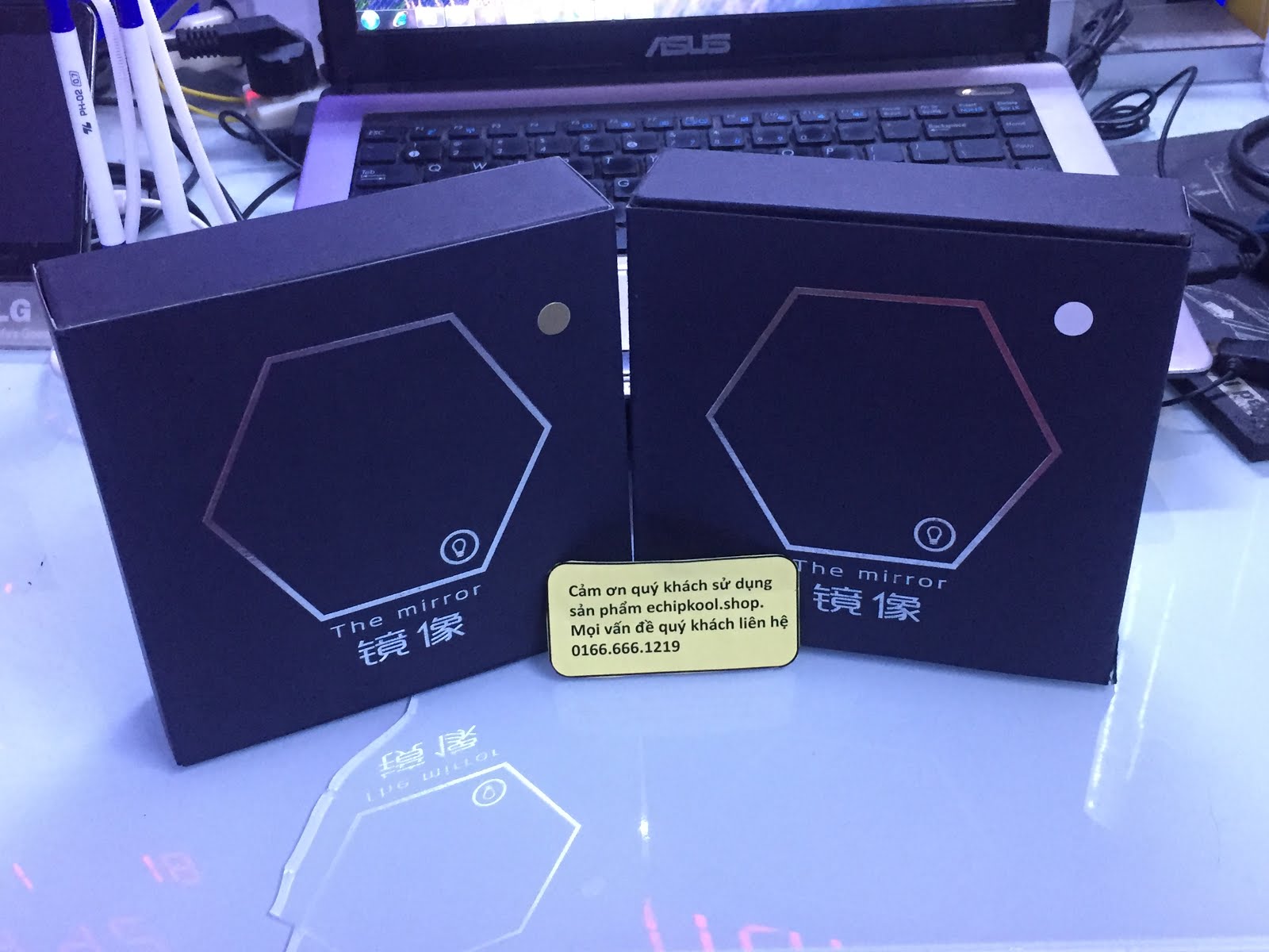 Đồng hồ led gương hình lục giác