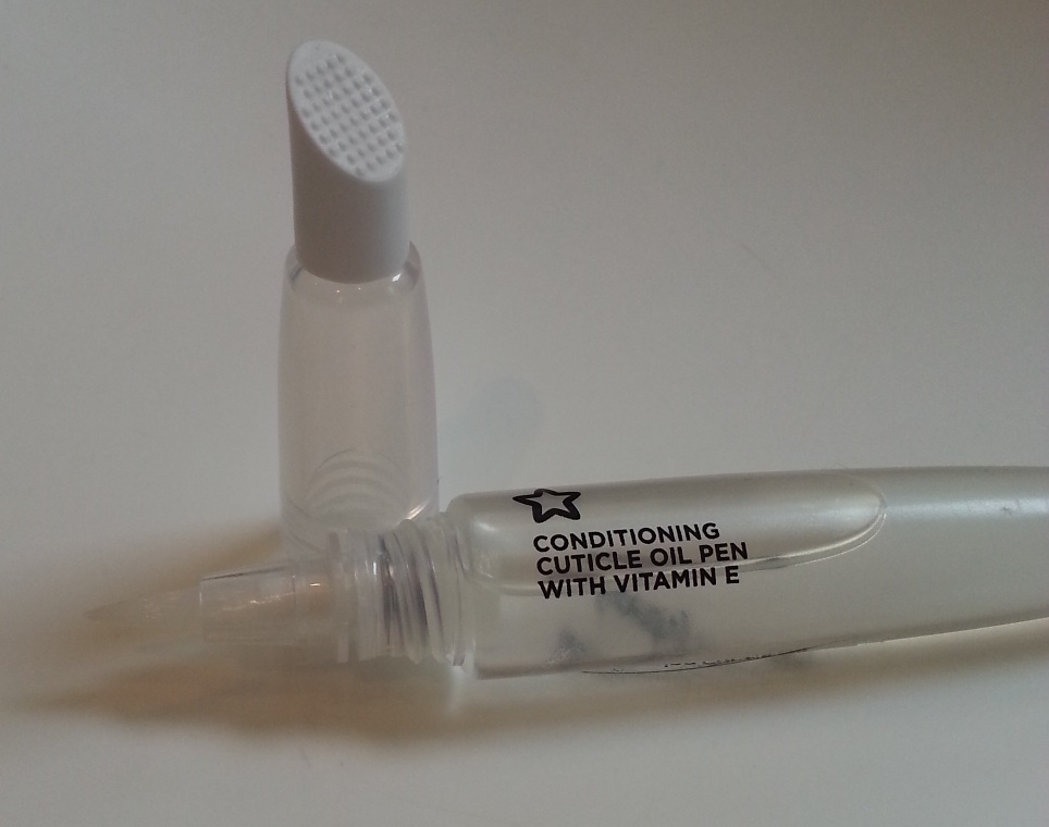 Pie's Eyes & Other Sparkly Stories... Superdrug Conditioning Cuticle Oil Pen with Vitamin E
