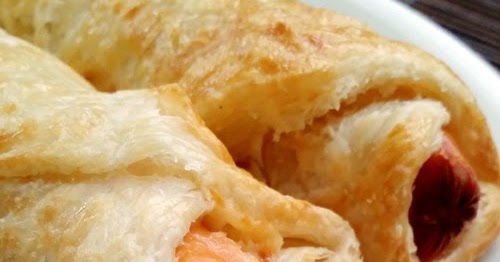 Rumbling Tummy: Prata Sausage Roll
