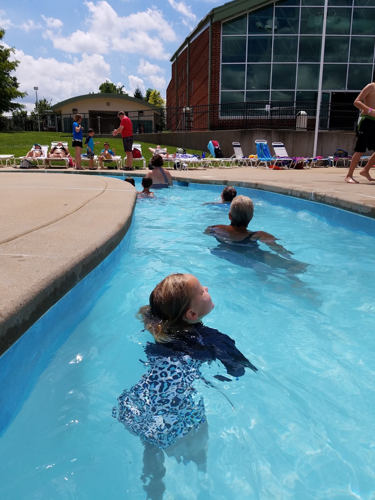 Play St. Louis RiverChase YMCA of Fenton Outdoor Pool, Fenton