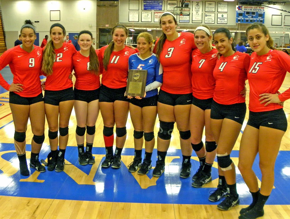 Kansas City Kansan KCKCC Volleyball 'family" off to nationals