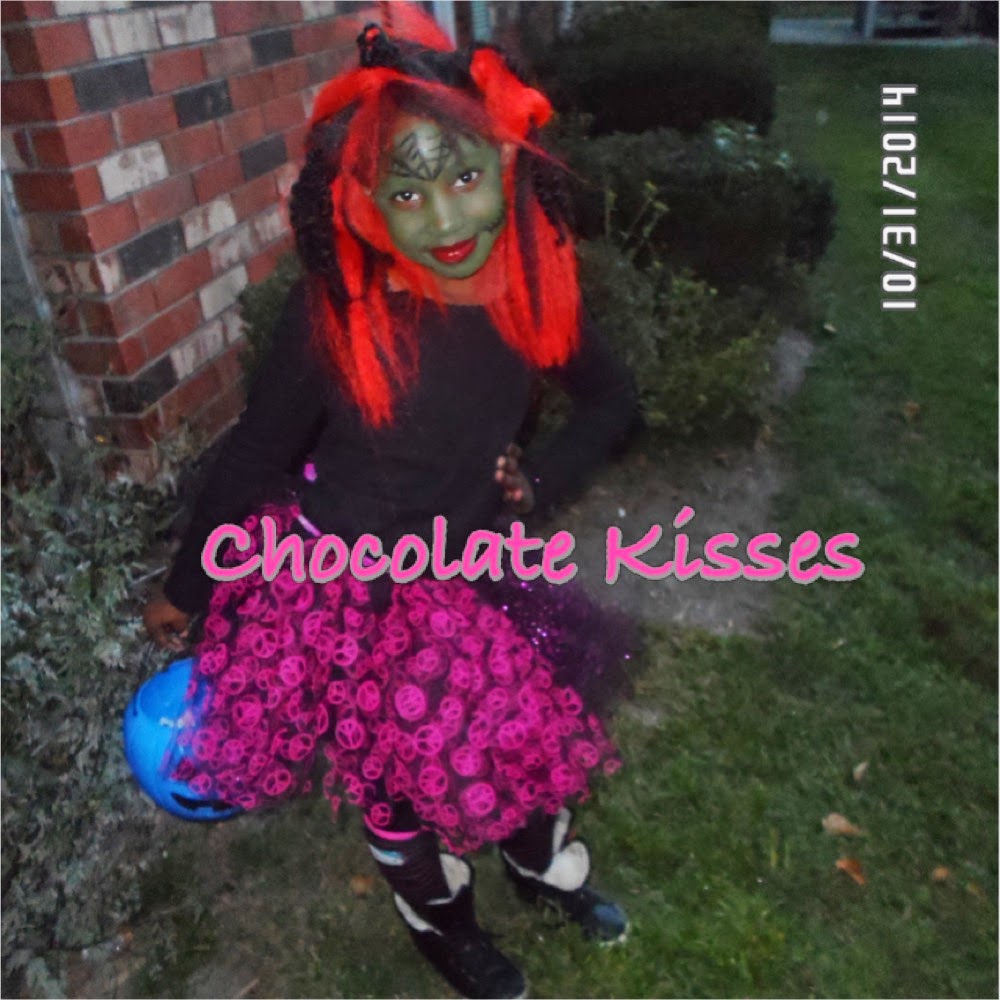 Chocolate Kisses: Halloween 2014