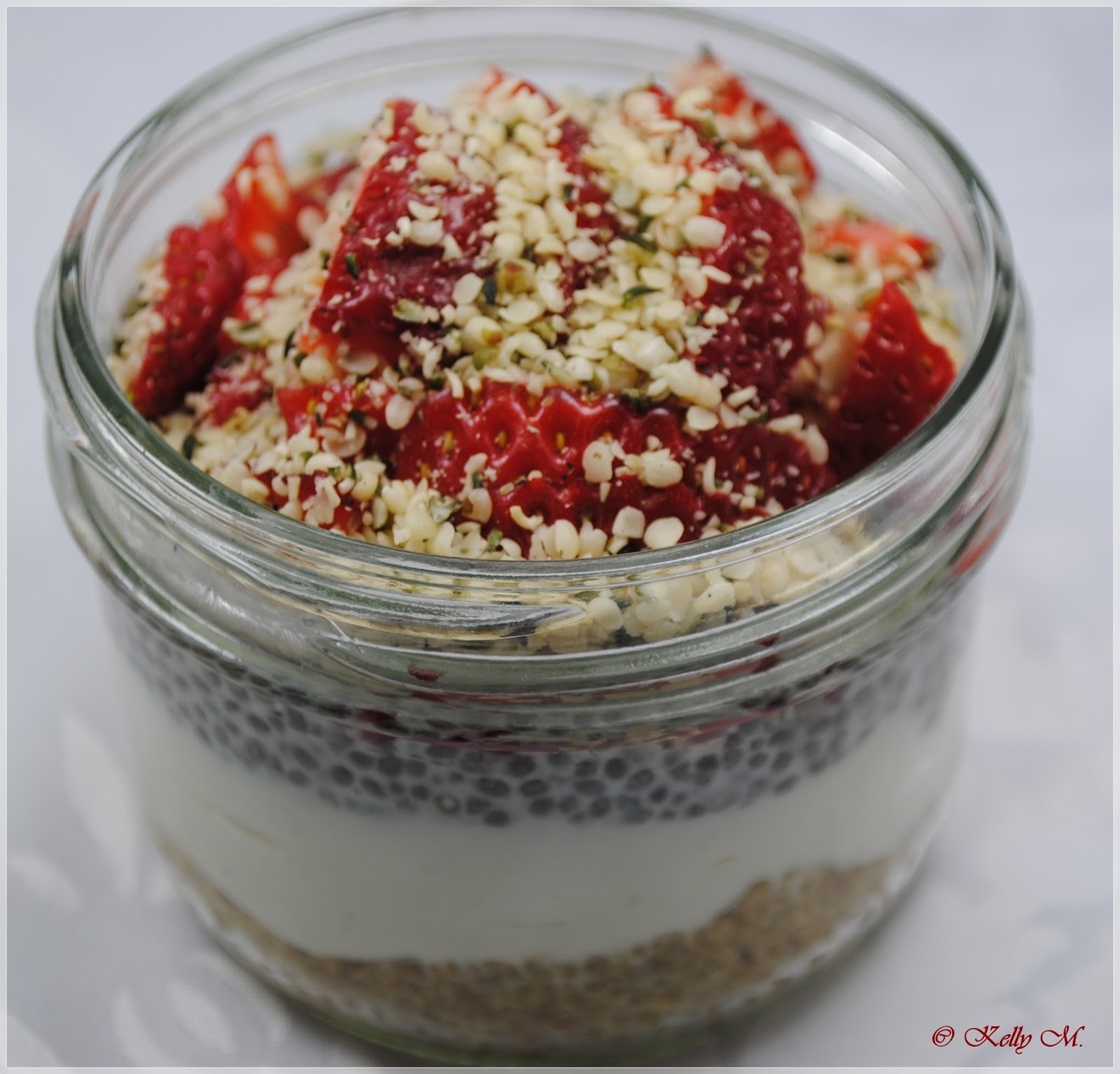 Baguettes and Blush Chia Quinoa Breakfast Parfait