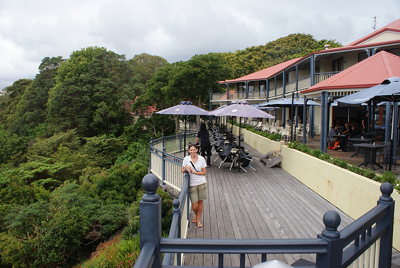 Nele & Andrew Around Oz Glasshouse Mountains Campground, QLD
