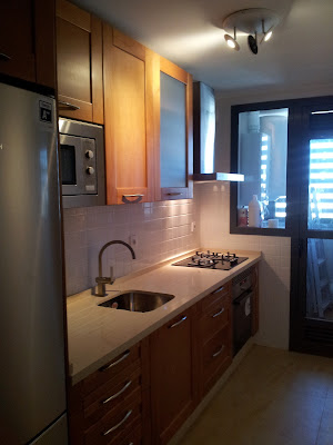 Sol, aire y madera, Cv en imágenes