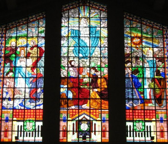 Stained-glass window of Sto. Domingo Church