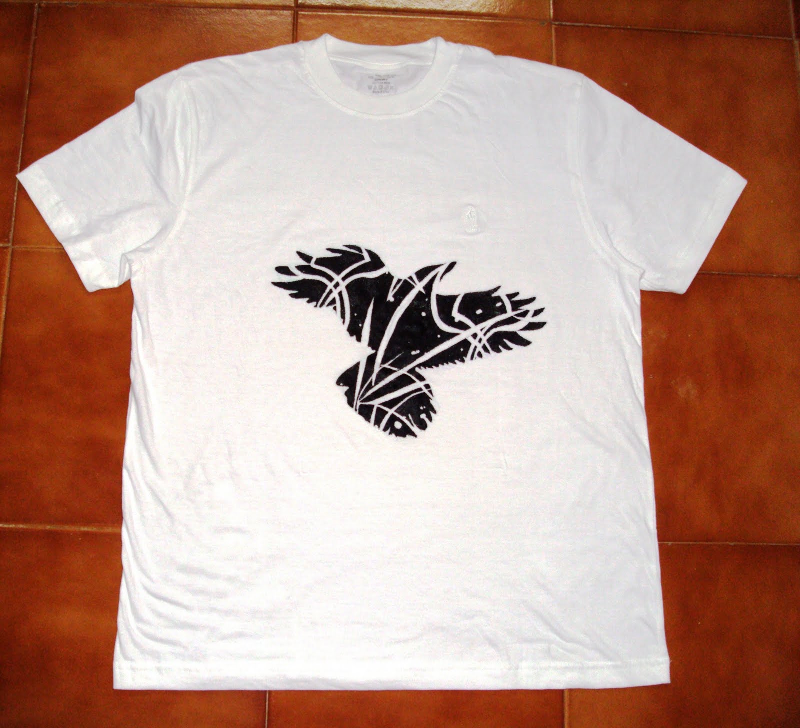 Daffysdream Silhouette on T Shirt