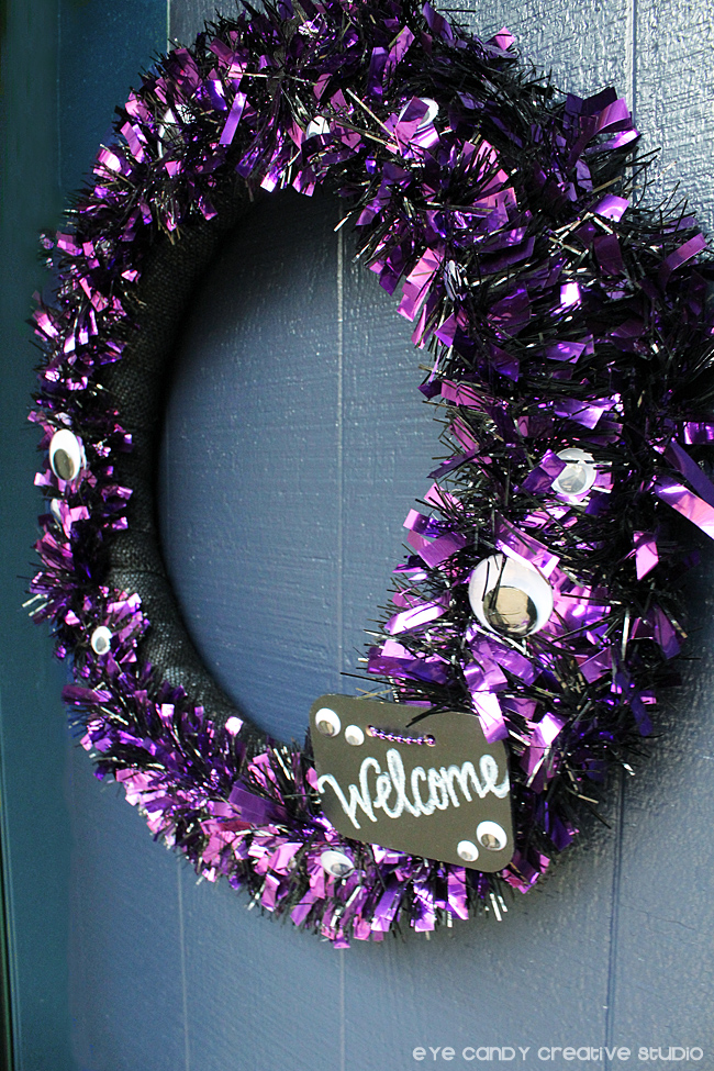 halloween crafting, how to make a halloween wreath, welcome sign