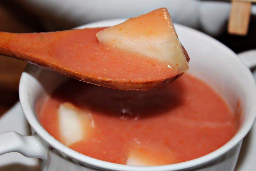 SOPA DE TOMATE Y MELÓN CON THERMOMIX