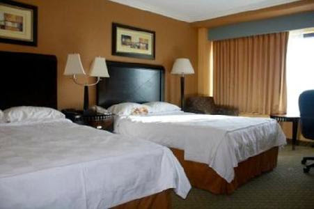 Hotel Huntington Beach in Orange County: Hotel Rates &amp; Reviews on