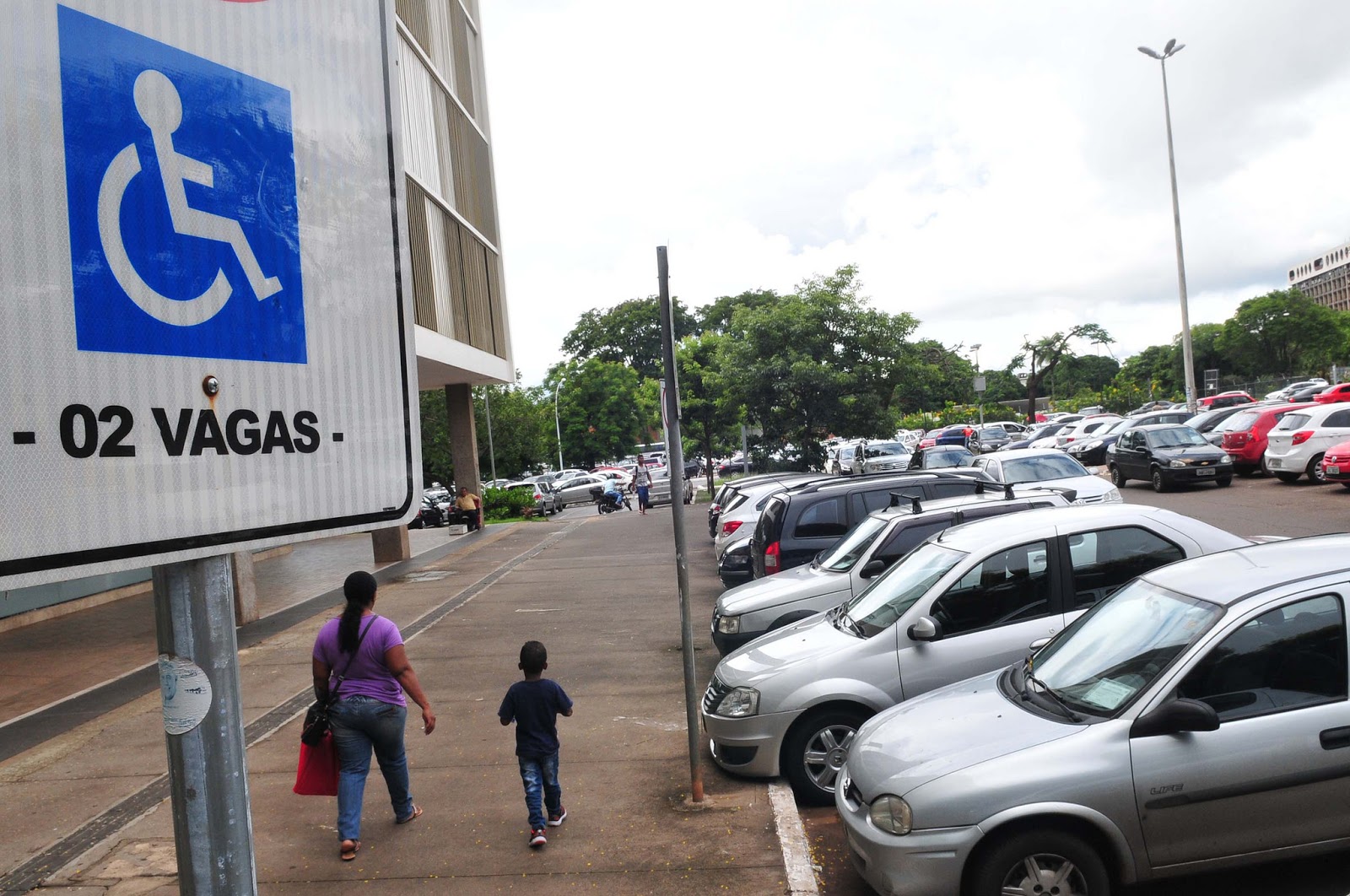 CE: Arrecadação com multas em Fortaleza cresce mais de 100% em quatro anos 1 Foto%2BAg%25C3%25AAncia%2BBras%25C3%25ADlia%2BVisualHunt