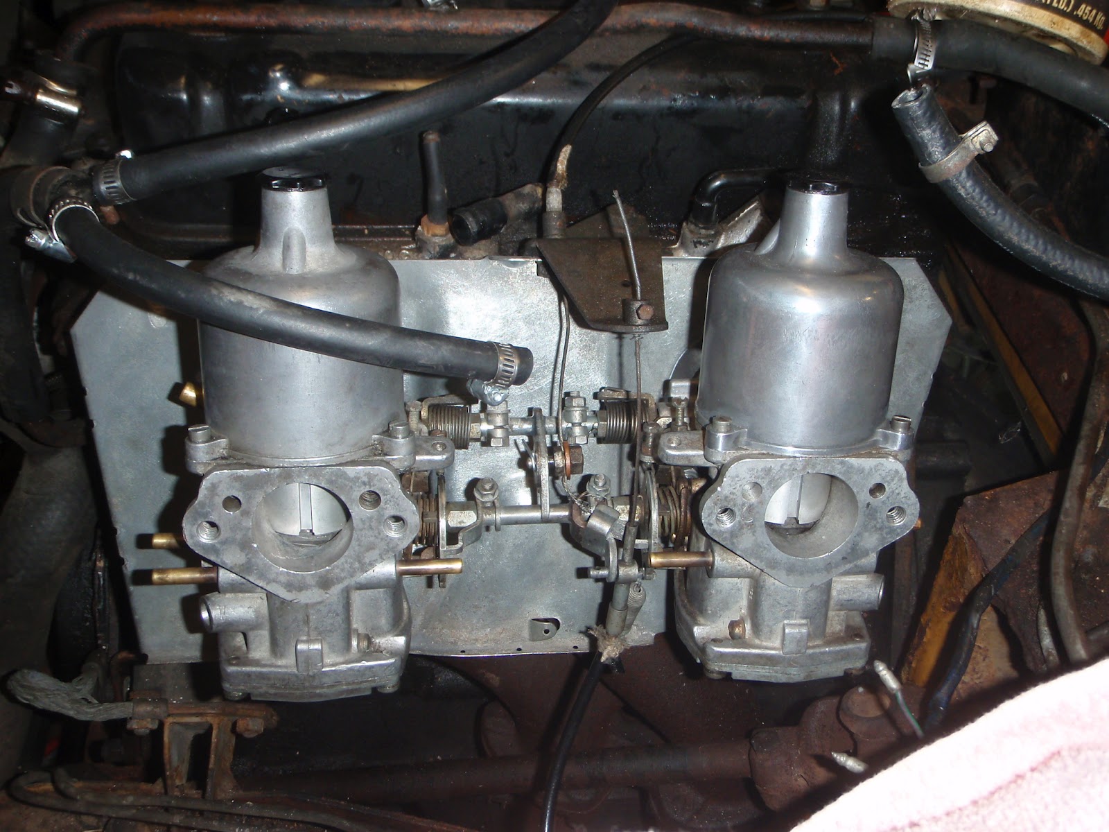 choke cable routing through firewall... : MGB & GT Forum : MG
