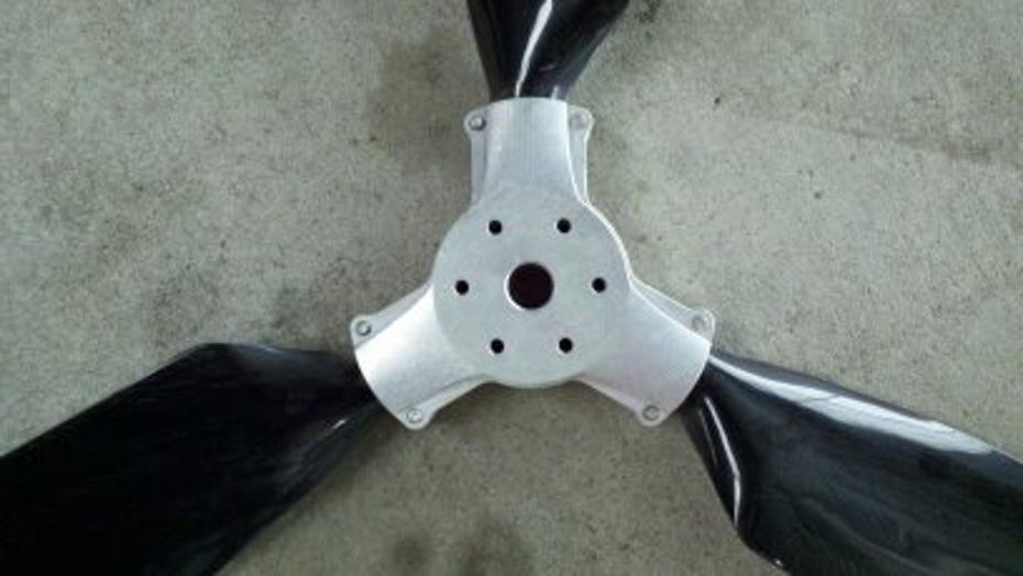 Standard Pilot Blog FOR SALE 70" Powerfin 3 Blade Composite Ground