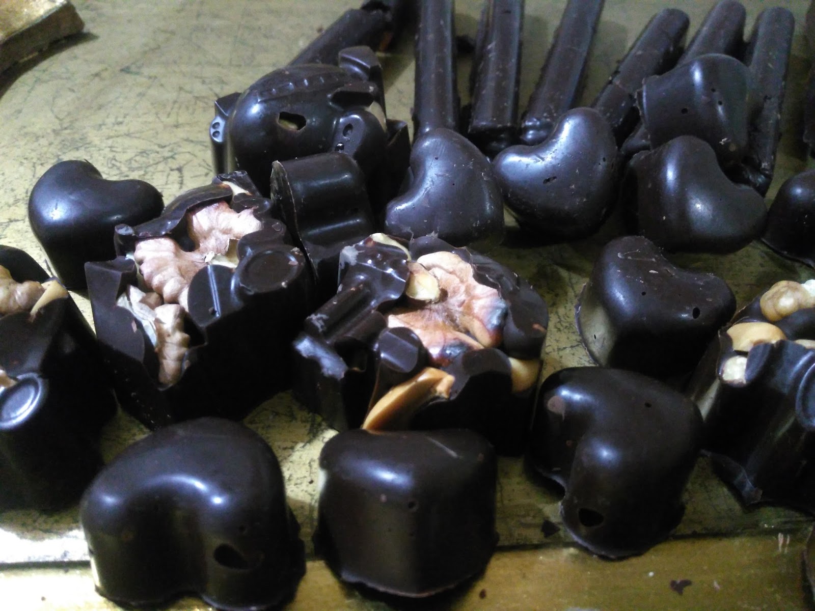 Akissmutfak Cevizli, Portakallı Ve Fıstıklı Evde Çikolata Yapımı