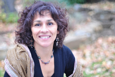 Fat Quarter Shop's Jolly Jabber: Designer Tidbits: Daphne B.