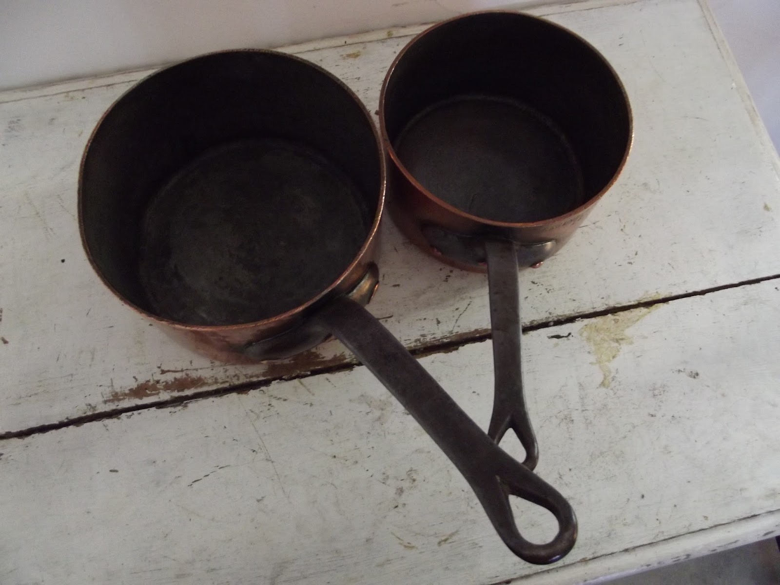 anciennes casseroles cuivre cuisine estampillées hotel régina E