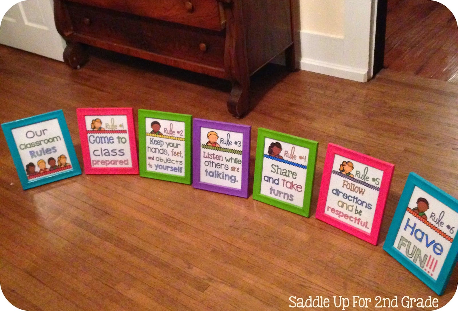 Queen - The Show Must Go On Official Video - YouTube