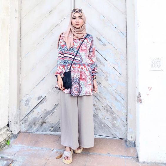 45 Model Baju Batik Muslim 2019 Simple Casual Modern 45 Model Baju Batik Muslim 2019 Simple Casual Modern