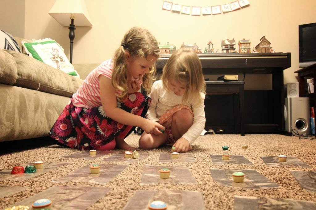 me, my redhead, and so on: mini christmas coloring book {free printable!}