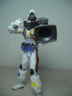 SH Figuarts Kamen Rider Fourze Module Set 01 Camera 01