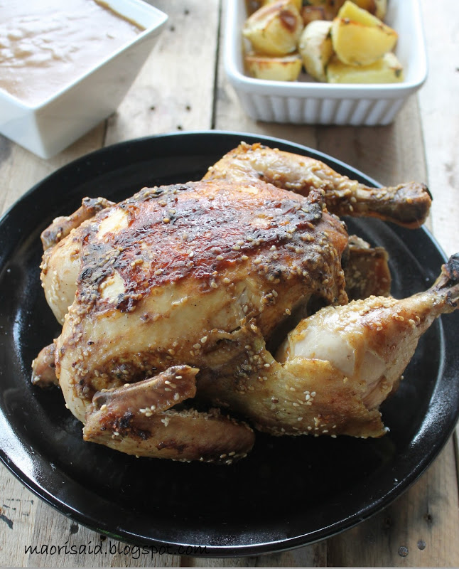 Mori's Kitchen Roasted Black Pepper Chicken with Sesama Seed dan Fried