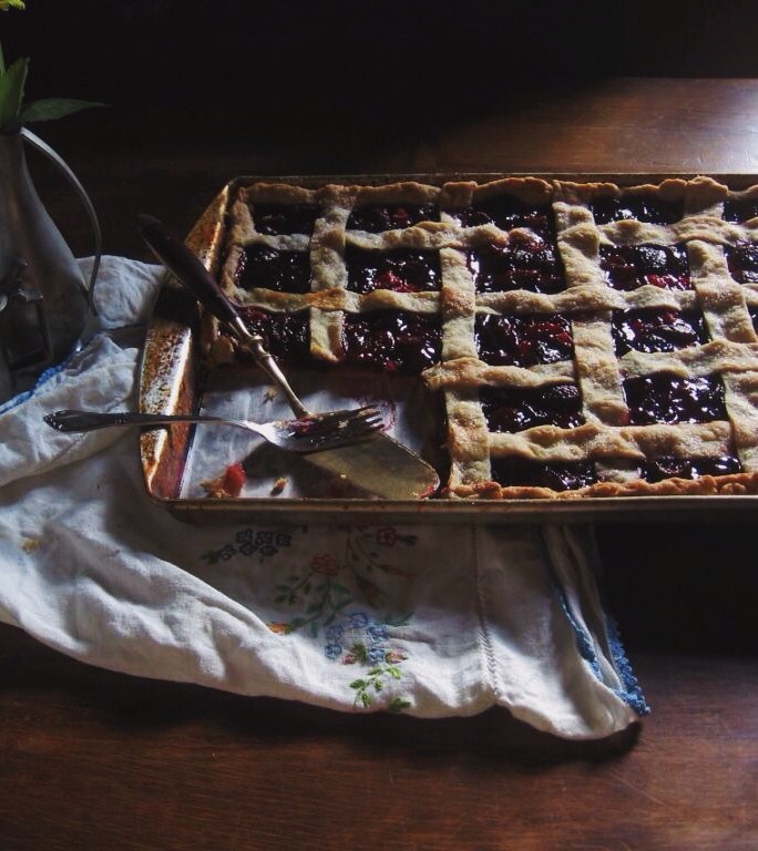 Cherry Slab Pie | une gamine dans la cuisine